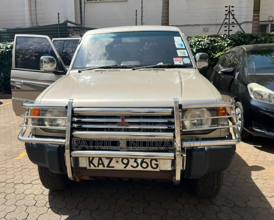 Mitsubishi Pajero 2007 Gray