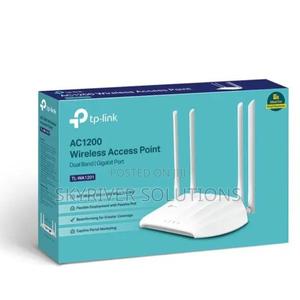 Tp-Link Ac1200 Wireless Access Point - Tl-Wa1201 - main view