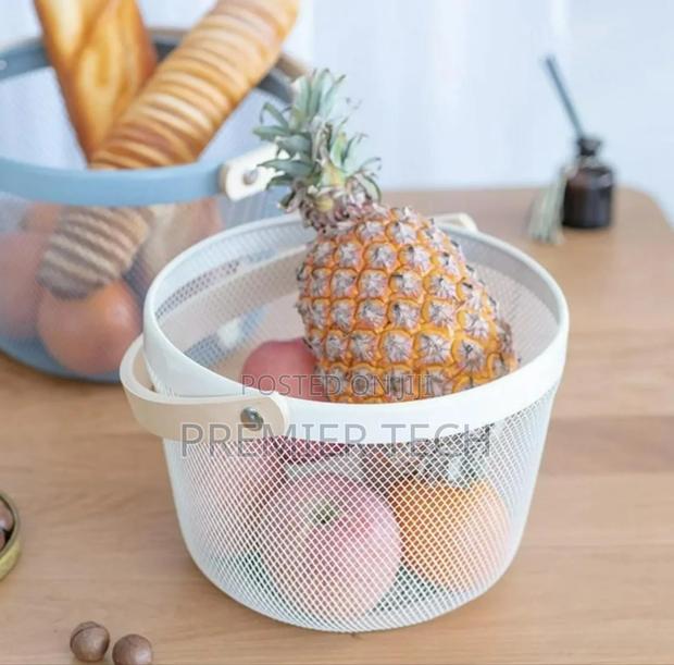 Round Square Pantry Mesh Wire Fruit Basket With Wooden Handle - thumbnail 2