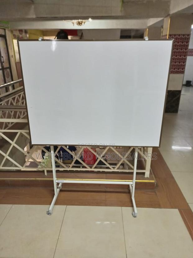 5ft X 4ft Hospital Board -Portable - main view