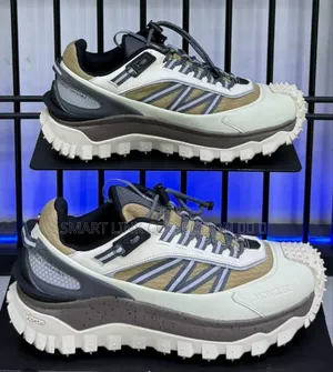 Men Moncler Boots