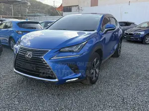Lexus NX 300h Base 4x4 (2.5L 4cyl 2A) 2017 Blue