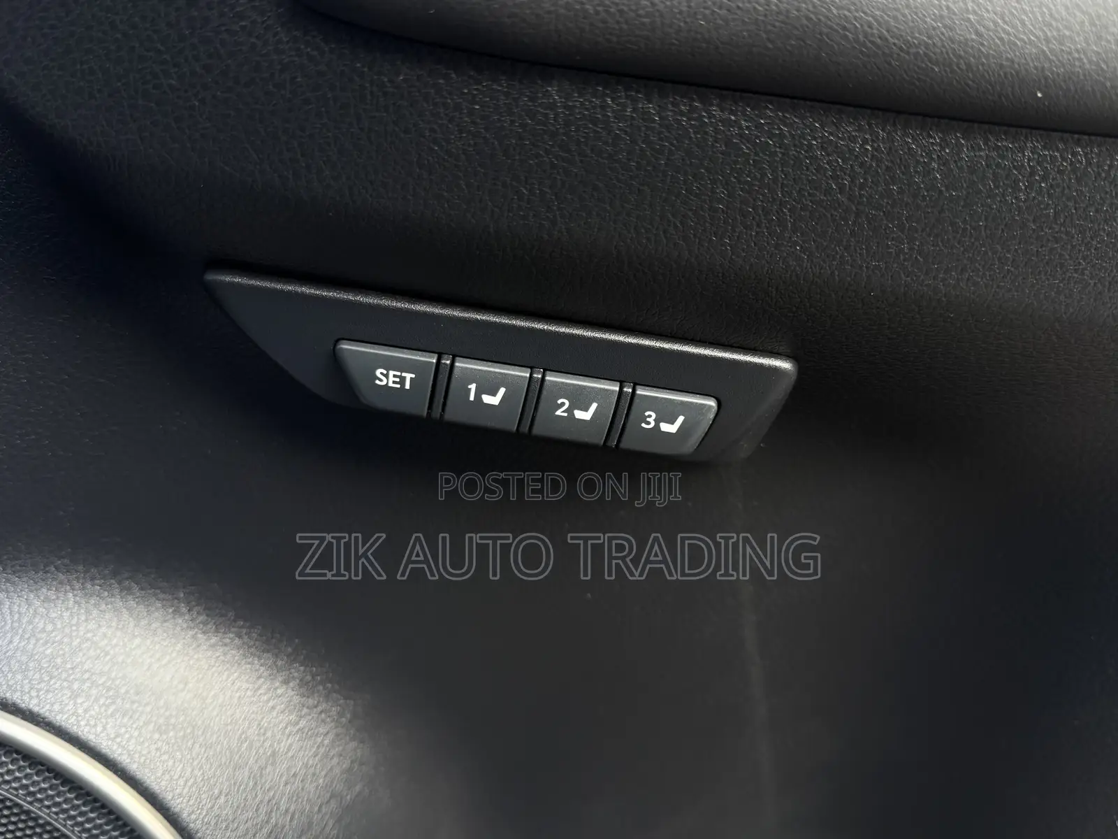 Lexus NX 300h Base 4x4 (2.5L 4cyl 2A) 2017 Blue