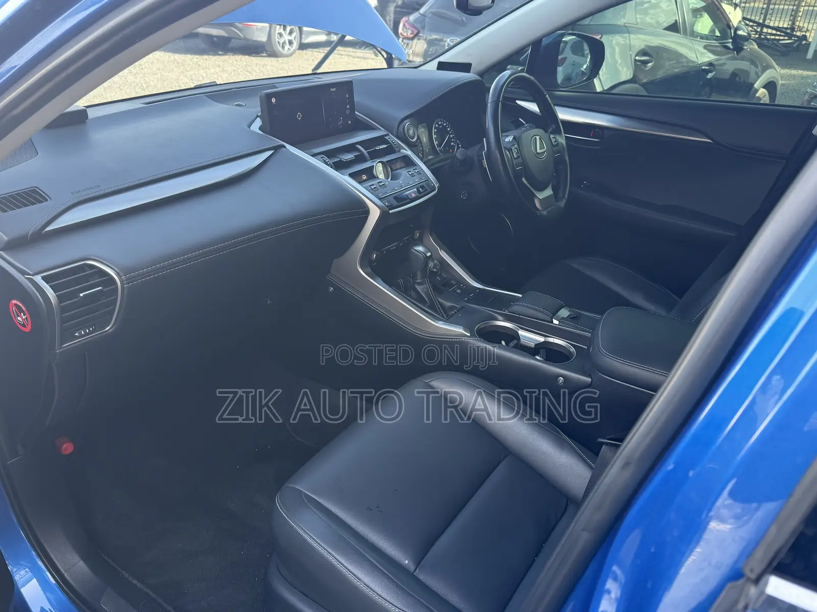 Lexus NX 300h Base 4x4 (2.5L 4cyl 2A) 2017 Blue