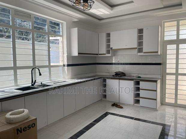 4bdrm House in Kimbo for sale - main view