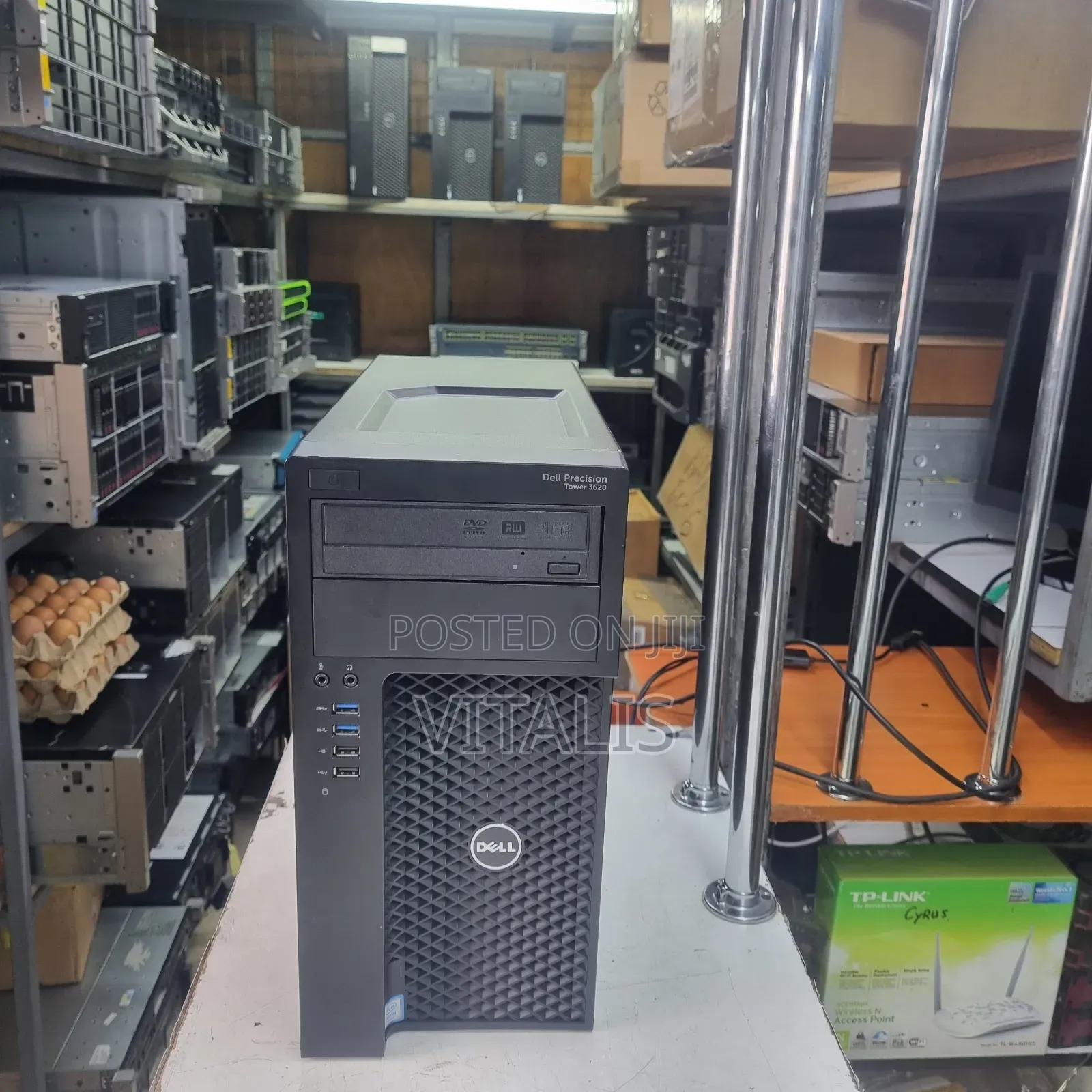Desktop Computer Dell 16GB Intel Xeon HDD+SSD 1.5T