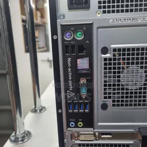 Desktop Computer Dell 16GB Intel Xeon HDD+SSD 1.5T