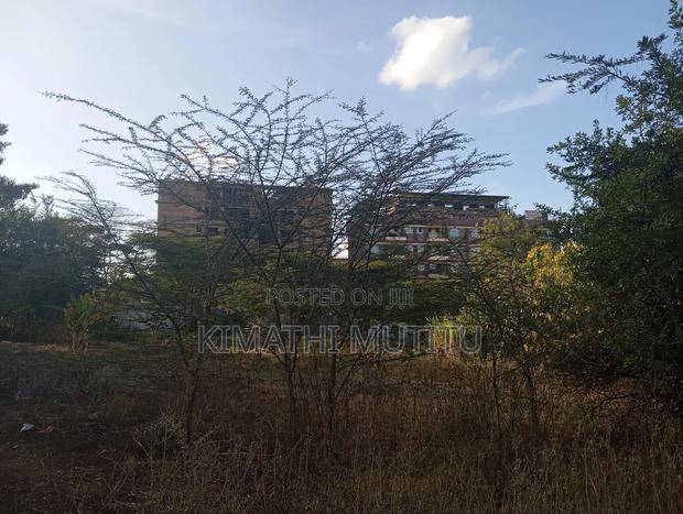 A Very Prime Commercial 1 Acre Touching the Tarmac Road