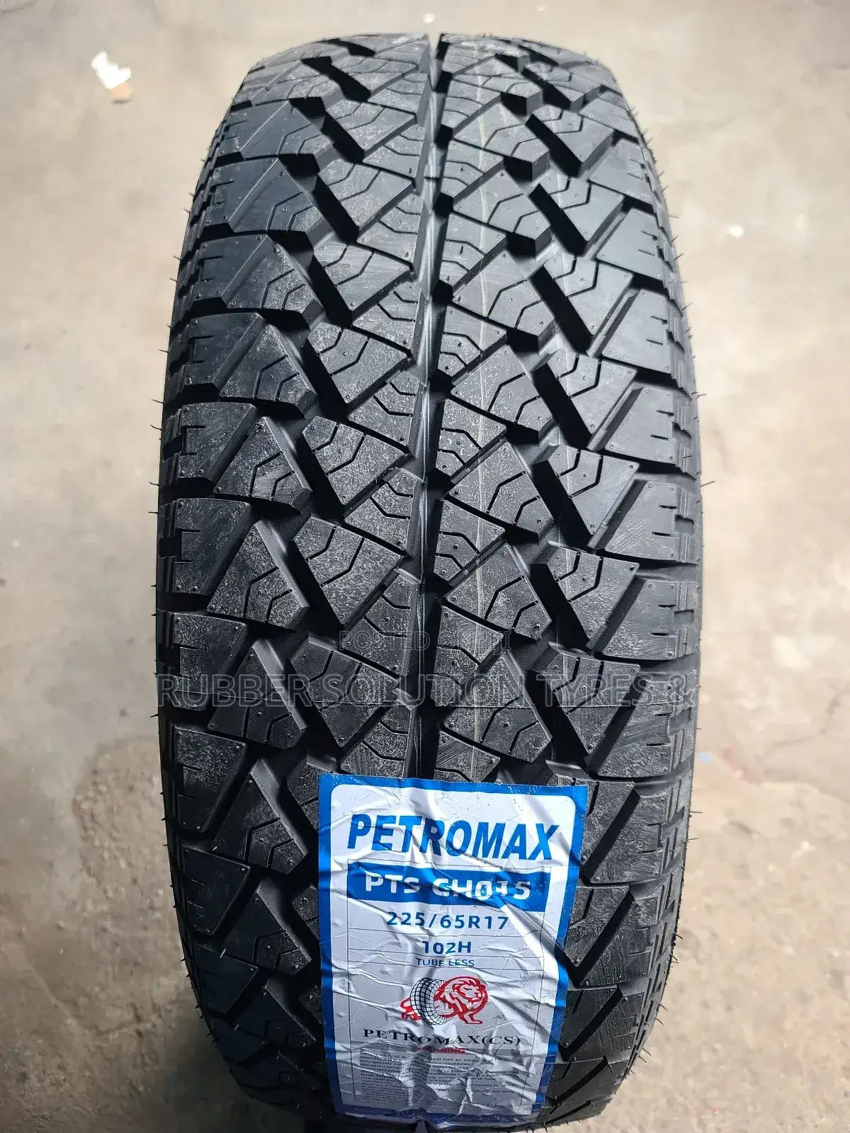 225/65r17 Petromax [All Terrain ]
