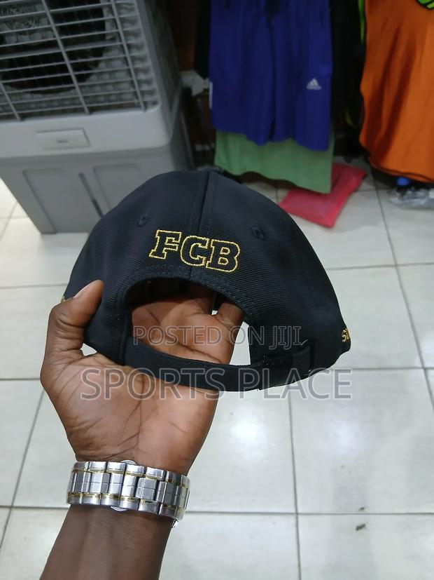 Barcelona Black Baseball Cape - thumbnail 4