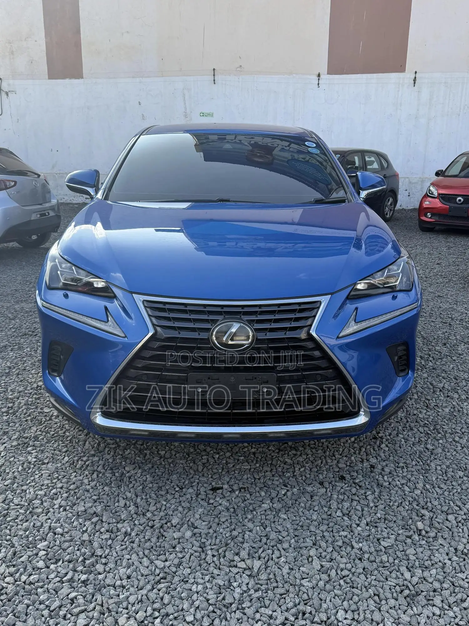 Lexus NX 300h Base 4x4 (2.5L 4cyl 2A) 2017 Blue