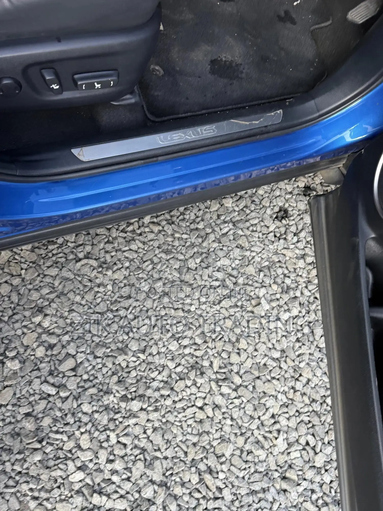 Lexus NX 300h Base 4x4 (2.5L 4cyl 2A) 2017 Blue