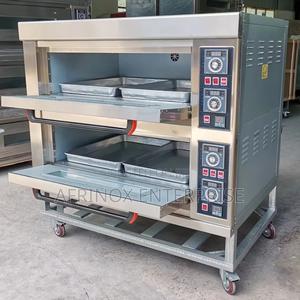 2-Deck, 4-Tray Commercial Oven - thumbnail 2