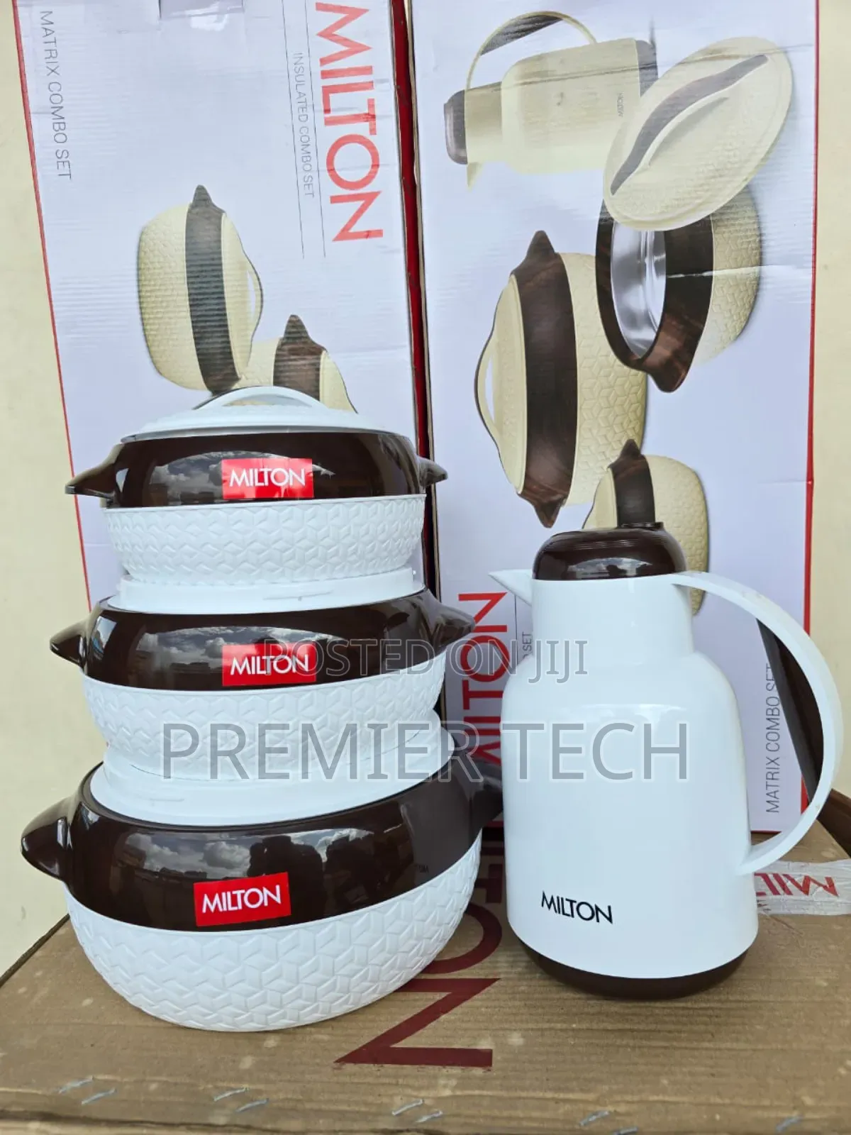 Milton Set of 3 Hot Pots With a Flask