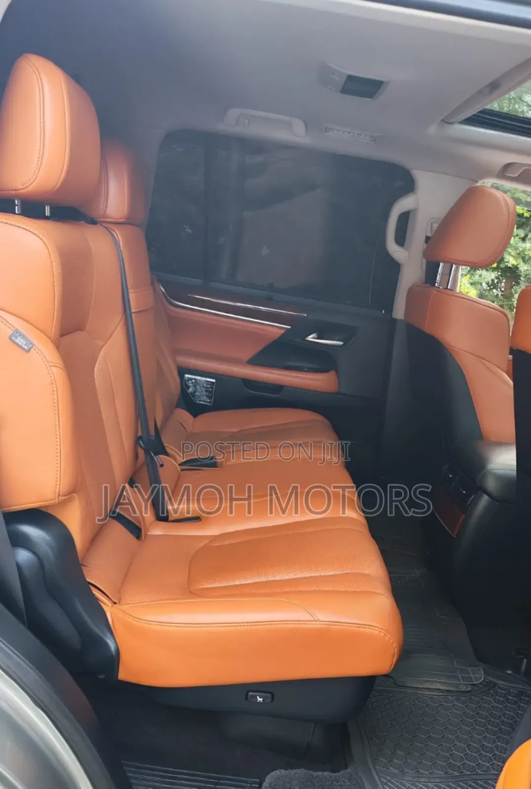 Lexus LX 2018 White