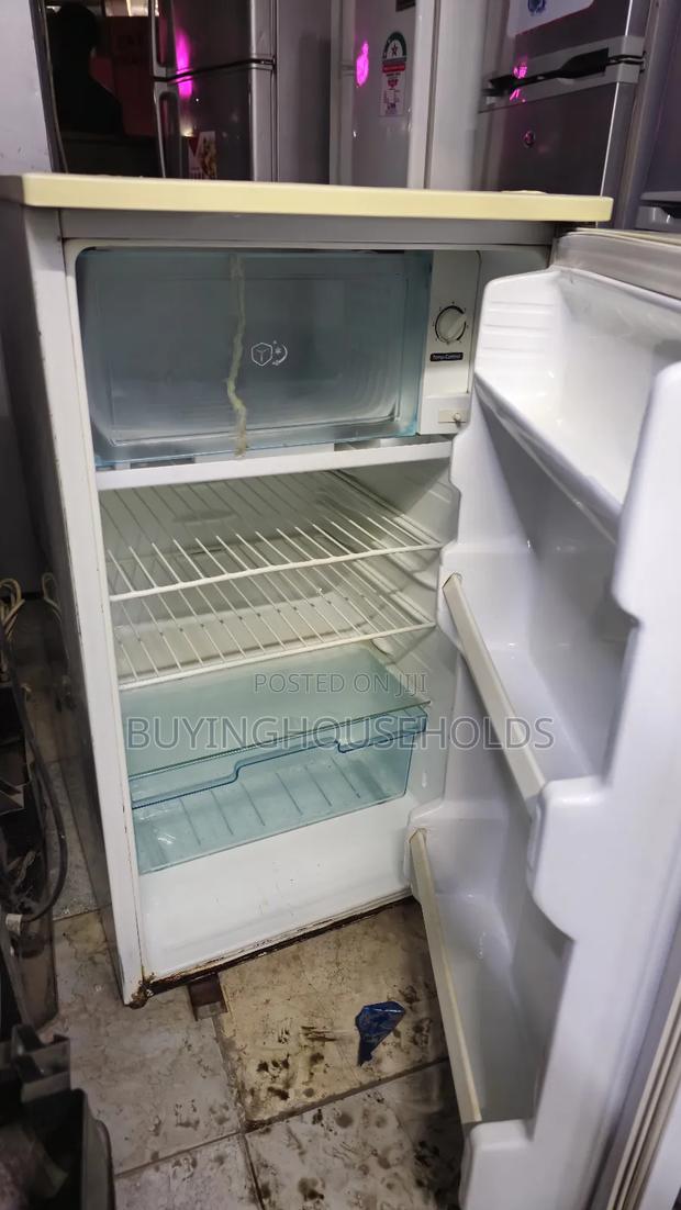 Lg 100l Fridge - thumbnail 3