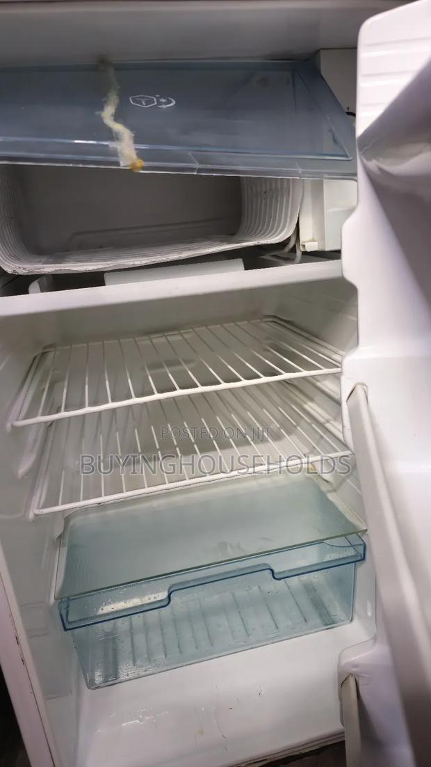 Lg 100l Fridge - thumbnail 5