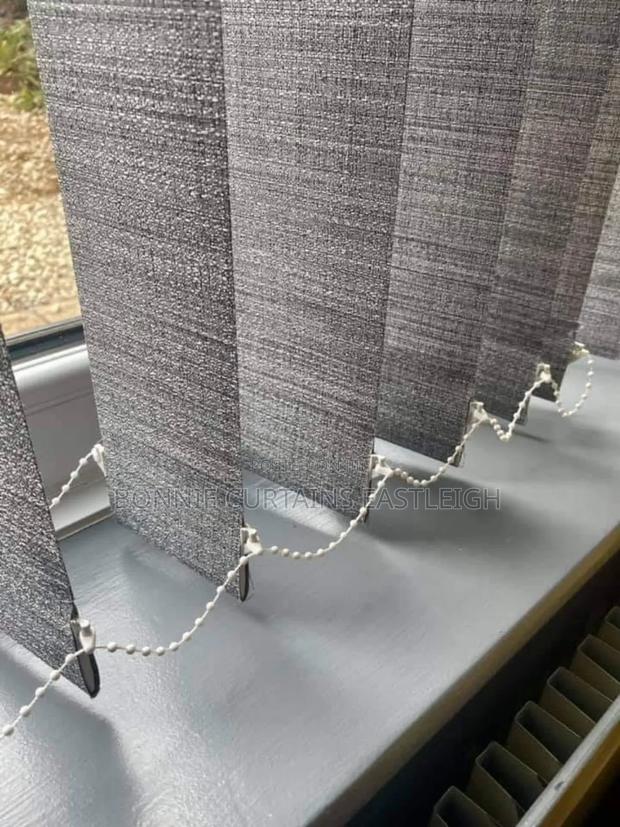 Office Blinds - thumbnail 3