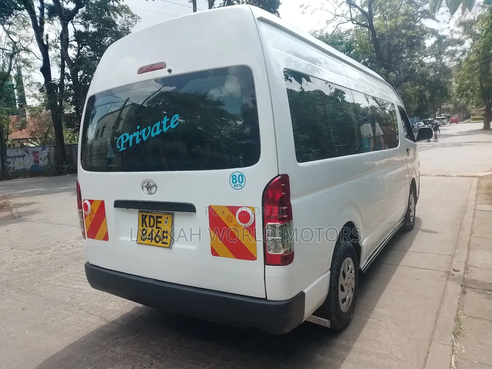 Toyota HiAce 2014 White