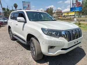 Toyota Land Cruiser Prado 2.8 2018 White