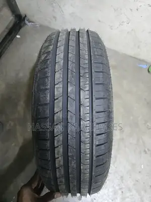 205/65r15 Apollo Tyre Made In( India)