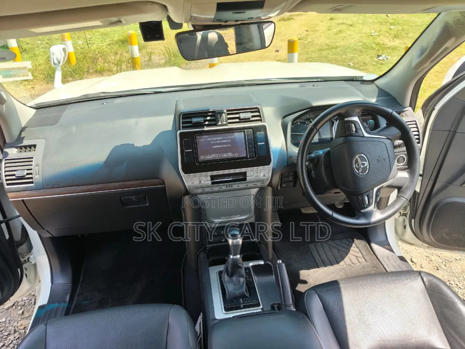 Toyota Land Cruiser Prado 2.8 2018 White