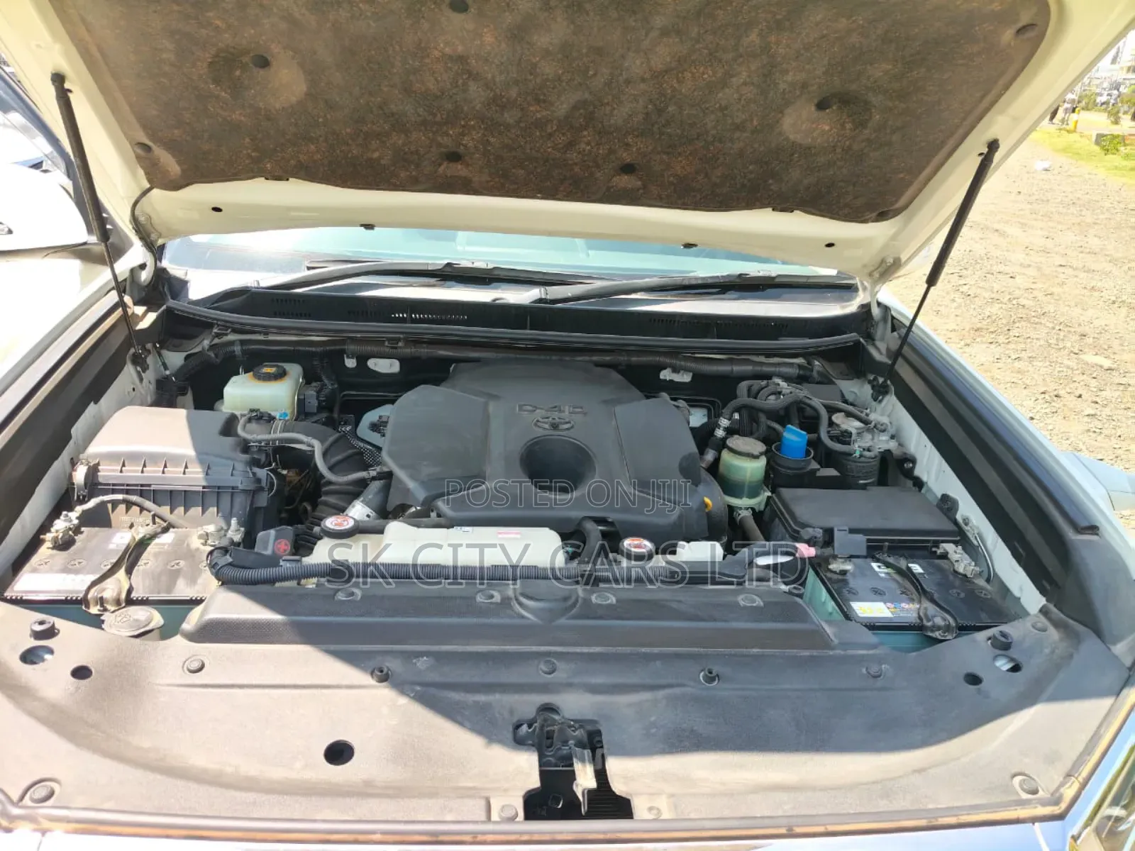Toyota Land Cruiser Prado 2.8 2018 White