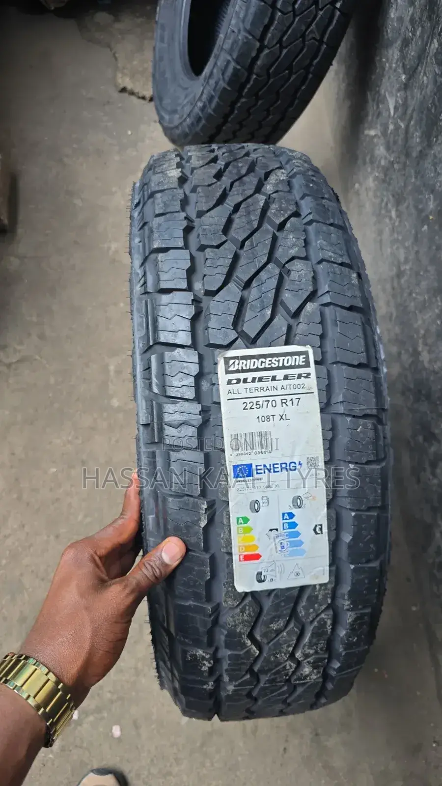 225/70r17 Bredgstone Tyre