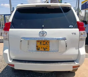 Toyota Land Cruiser Prado 2011 White