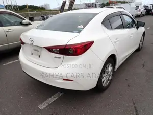 Mazda Axela 2018 White