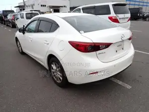 Mazda Axela 2018 White