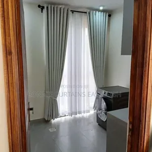 Bright Dining Room Curtains and Sheers