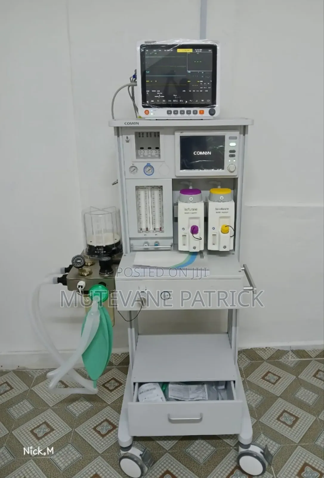 Anesthesia Machine ( Comen A7)