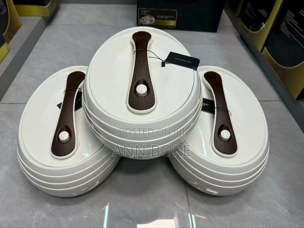 Highest Quality Forever Gold Insulated Hotpots Now Available) - thumbnail 3
