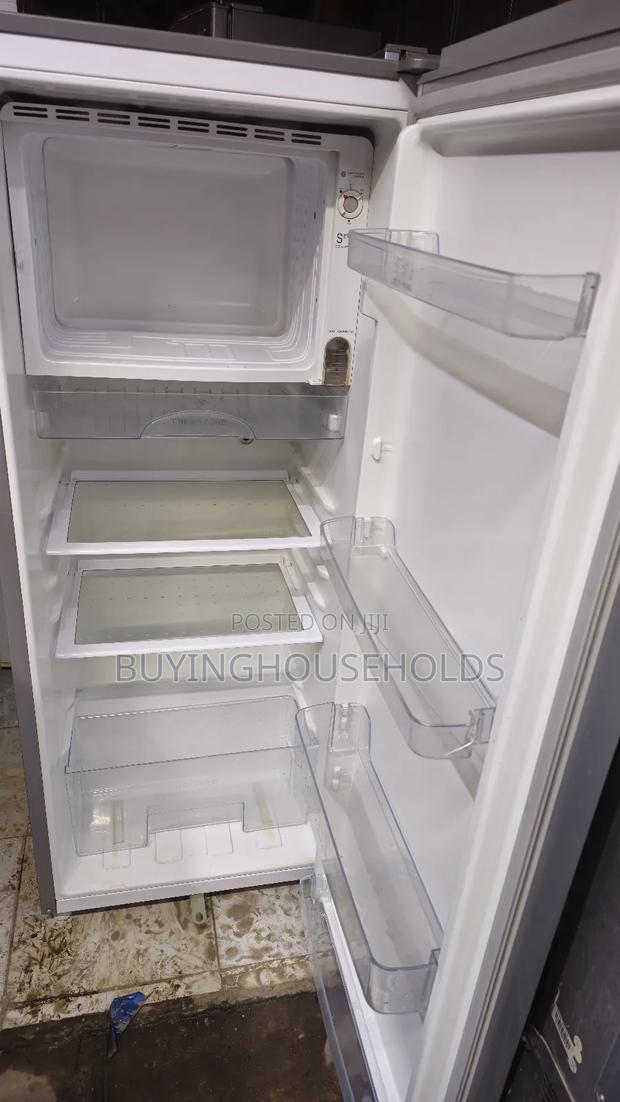 Mika 190l Fridge - thumbnail 2