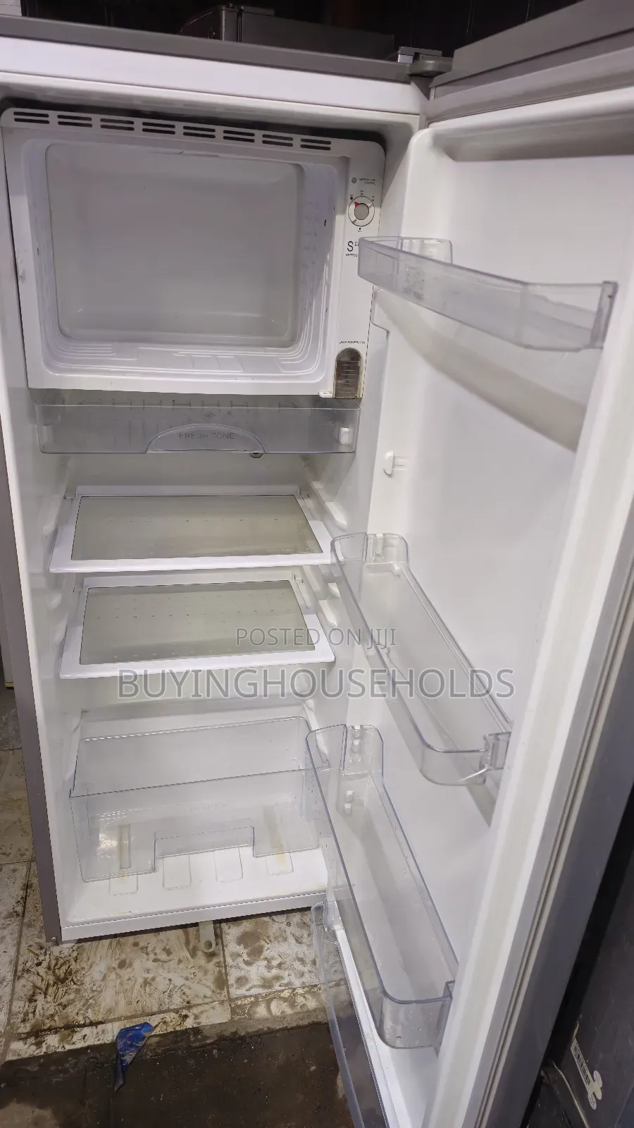 Mika 190l Fridge