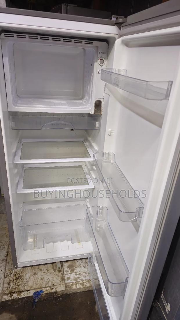 Mika 190l Fridge - thumbnail 4