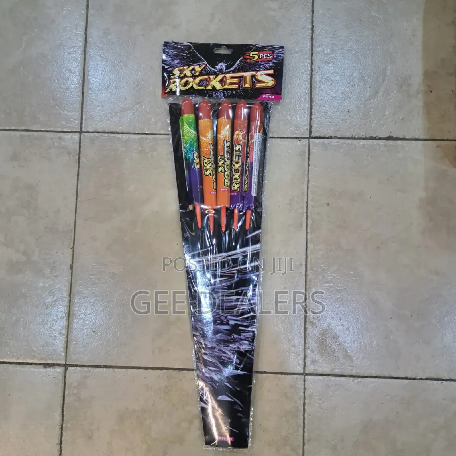 Sky Rocket 🚀 Fireworks,400 Per Piece,1900 For 5pcs