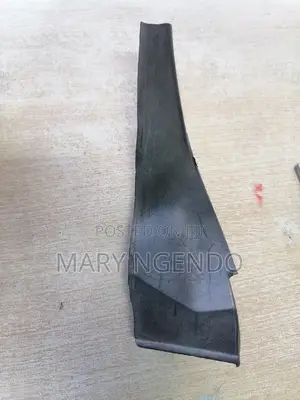 Windscreen Finisher for Nissan Teana