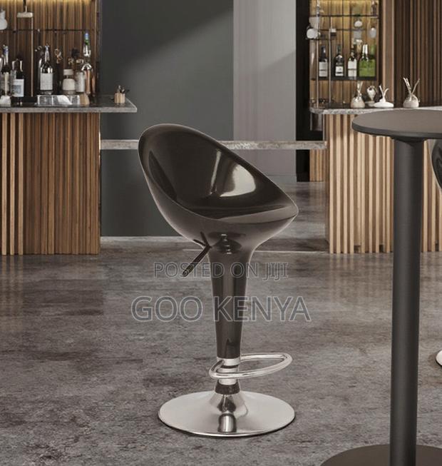 Home Bar Stool; Durable Plastic High Stool With Rotating Seat Design - main view