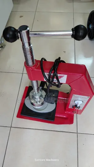 Best Quality Tyre Vulcanizing Machine for Small to Medium Size Tyres.