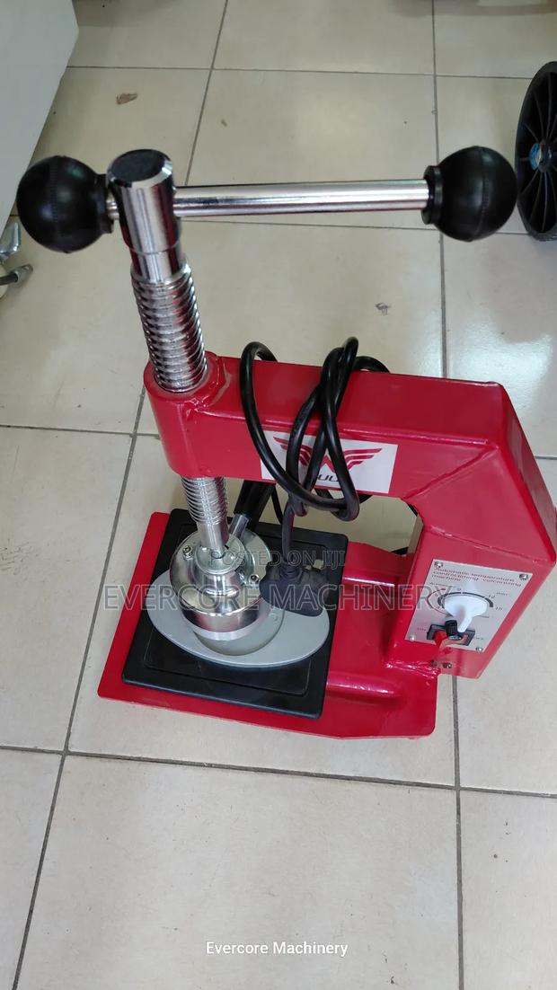 Best Quality Tyre Vulcanizing Machine for Small to Medium Size Tyres. - thumbnail 3