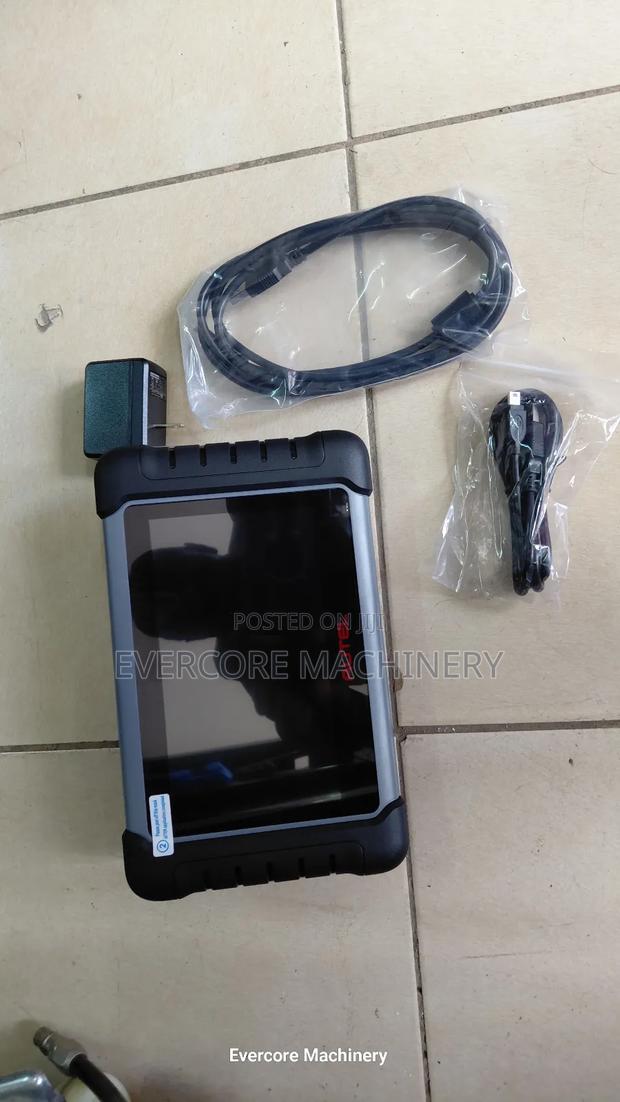 Mk808k-Bt Proffesional Diagnostic Tool Machine for Vehicles