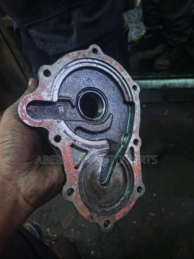 Hino 300 Top-Shaft Housing - thumbnail 2