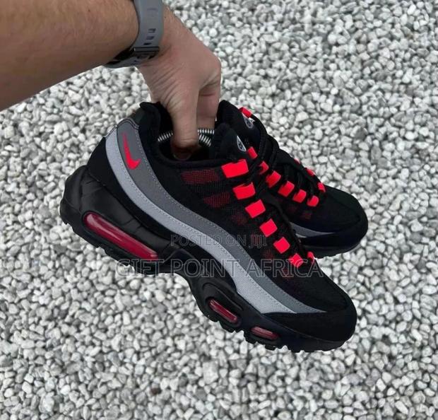 Nike Air Max 95 Sneakers In Black Red Color Way