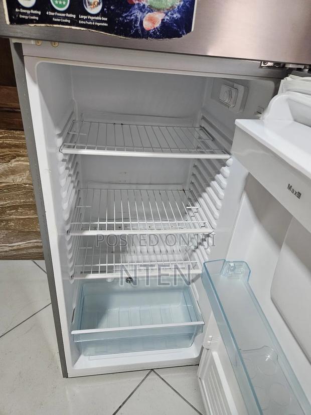 Fridge Is Perfect Condition - thumbnail 3