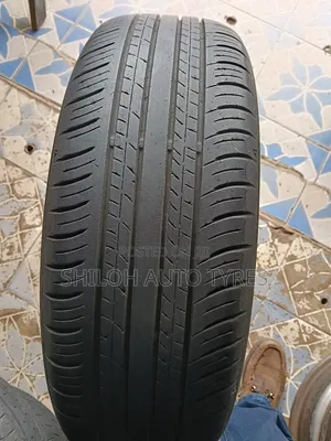 Dunlop 215/60r17 Used
