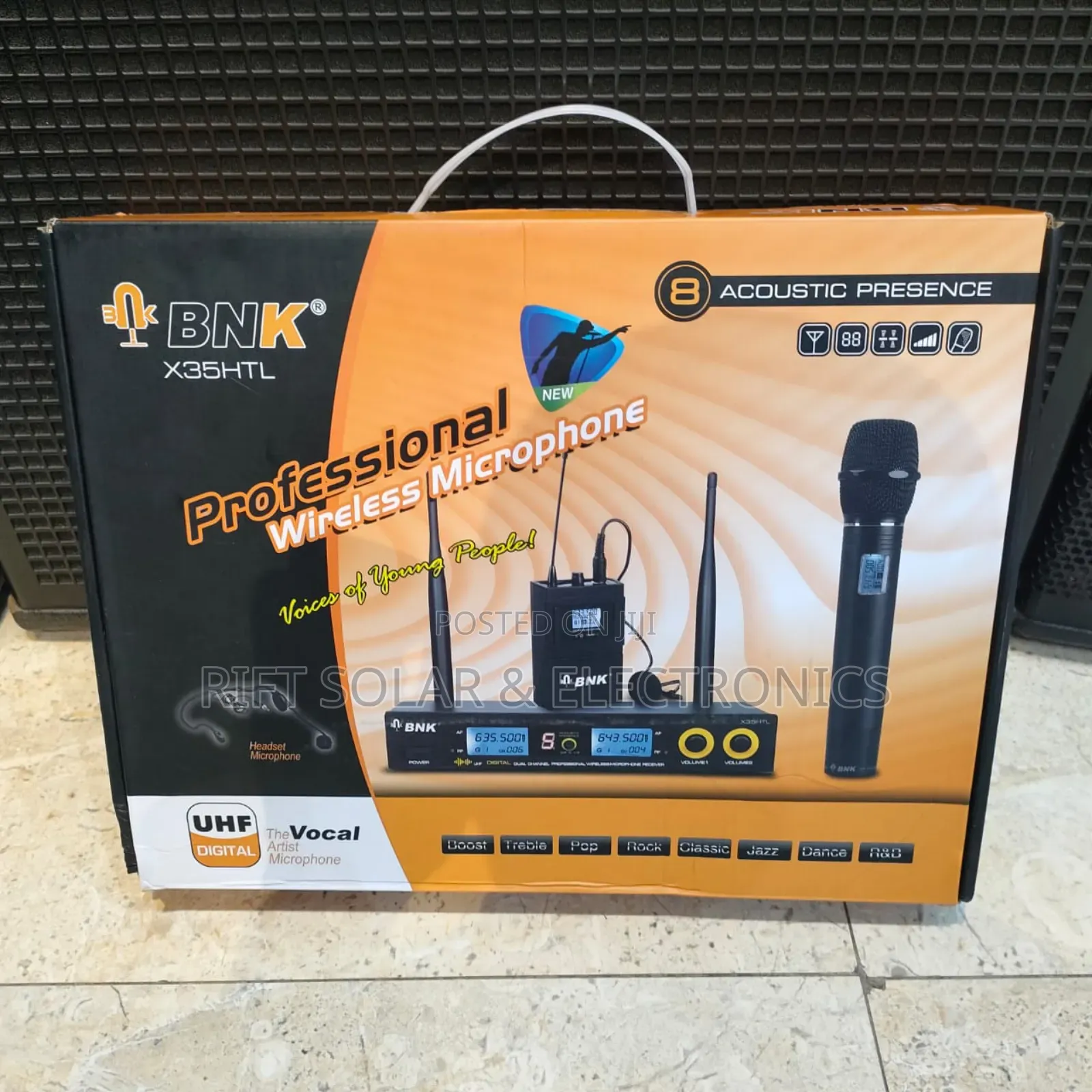 BNK Hand and Tie Wireless Microphone X35htl