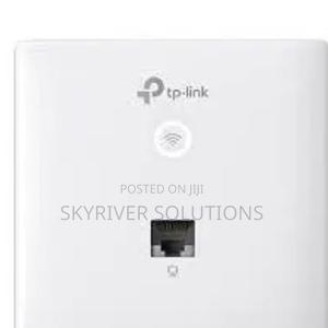 Tp-Link Omada Ac1200 Wireless Mu-Mo Gigabit Wall -Plate Access Point - main view