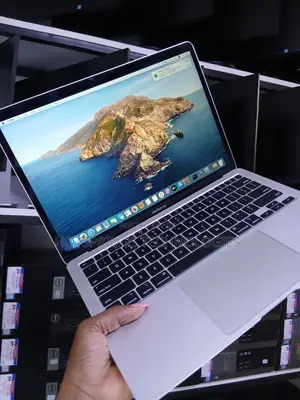 Laptop Apple MacBook Air 2020 8GB Intel Core I5 SSD 512GB
